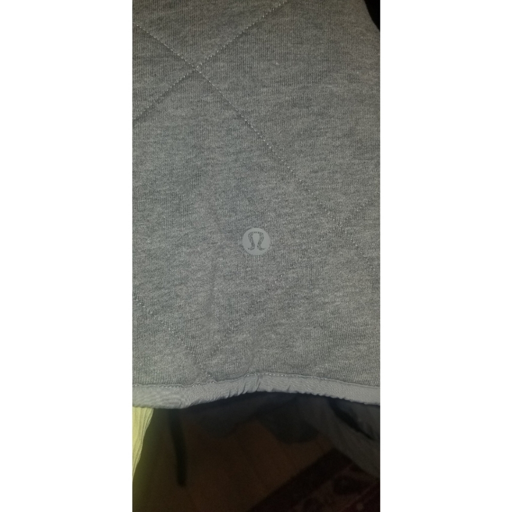 Lululemon Reversible Jacket - Picture 7 of 11
